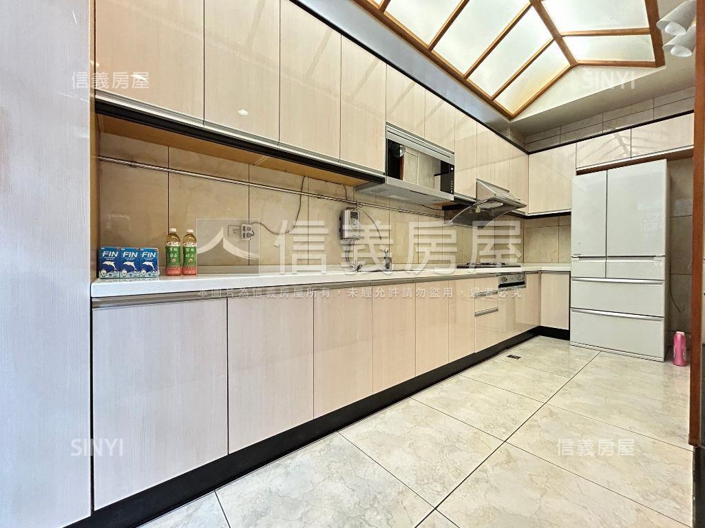 大地之歌邊間社區型別墅房屋室內格局與周邊環境