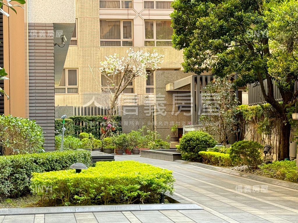 【精選】華固鼎苑氣派豪邸房屋室內格局與周邊環境