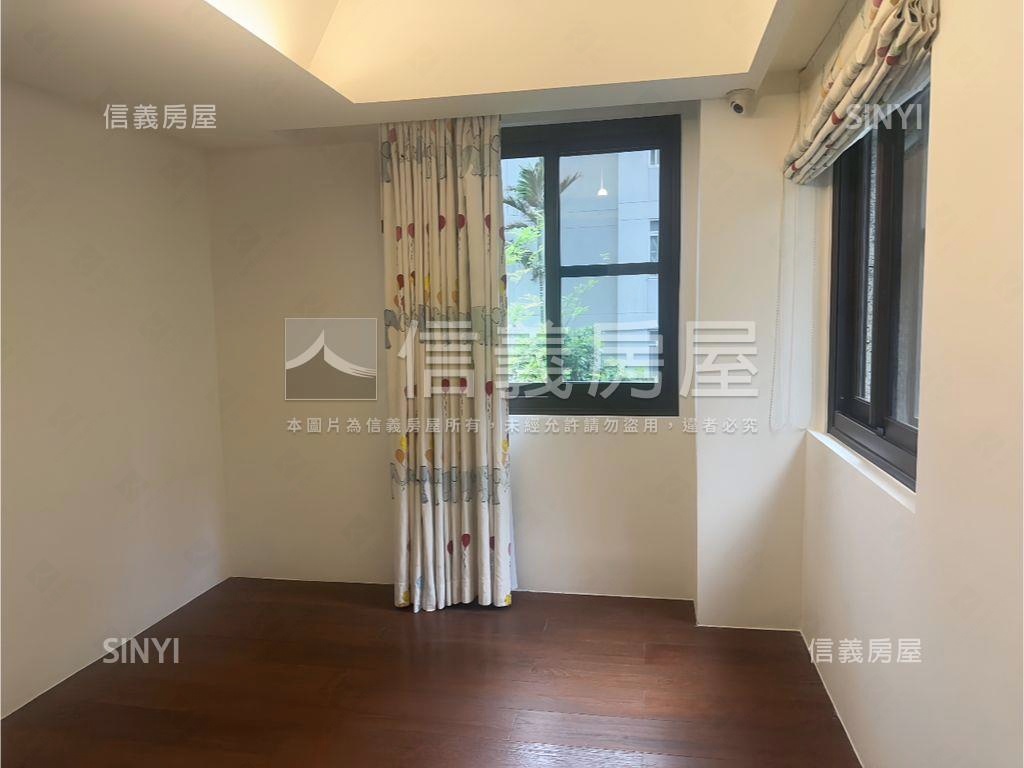 專任●天母國堡三房車位房屋室內格局與周邊環境