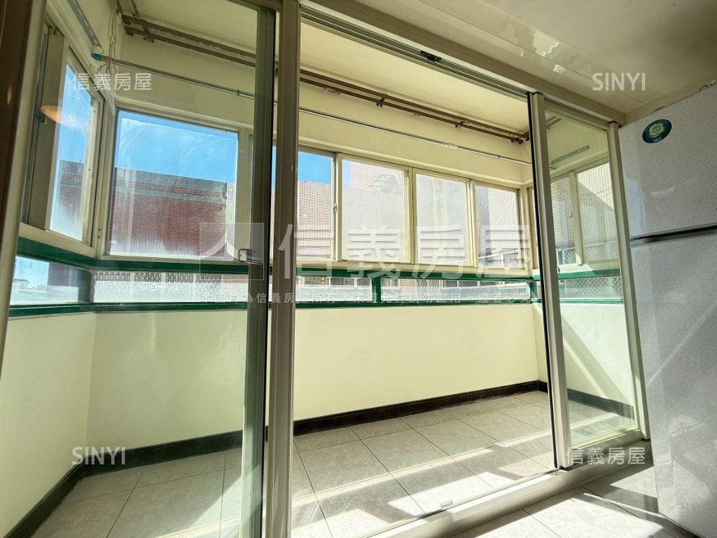 雙主臥三面採光四房附車位房屋室內格局與周邊環境