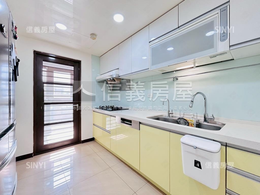 長昇采居經典美宅房屋室內格局與周邊環境