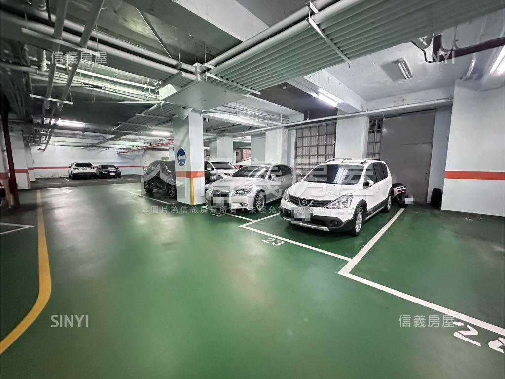 西門。Ｂ１坡道平面大車位房屋室內格局與周邊環境