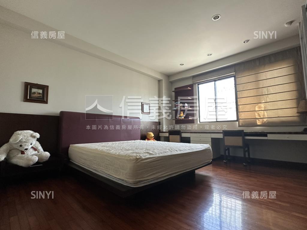 儷堂出品－公園首排店住房屋室內格局與周邊環境