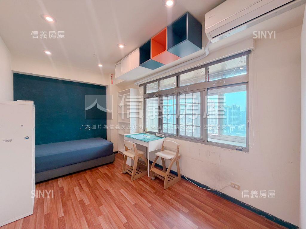 雅典王朝。高樓三房帶車位房屋室內格局與周邊環境