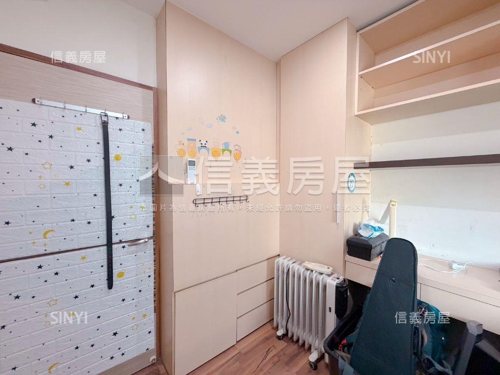 雅典王朝。高樓三房帶車位房屋室內格局與周邊環境