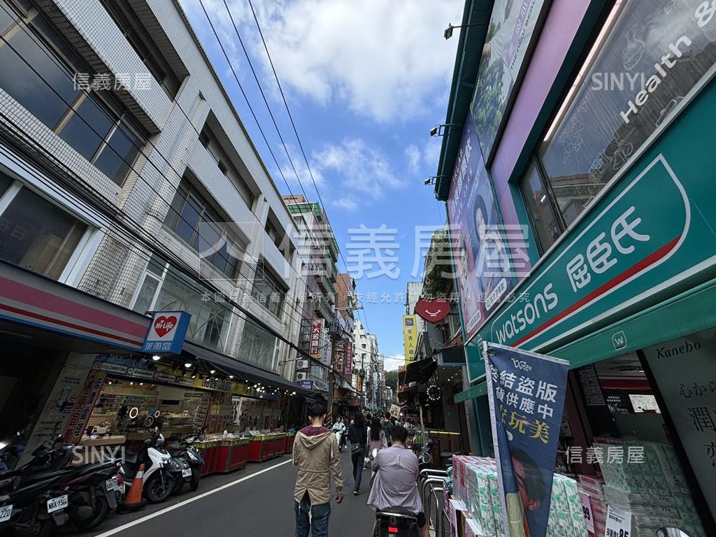 稀有釋出淡水英專透天店面房屋室內格局與周邊環境