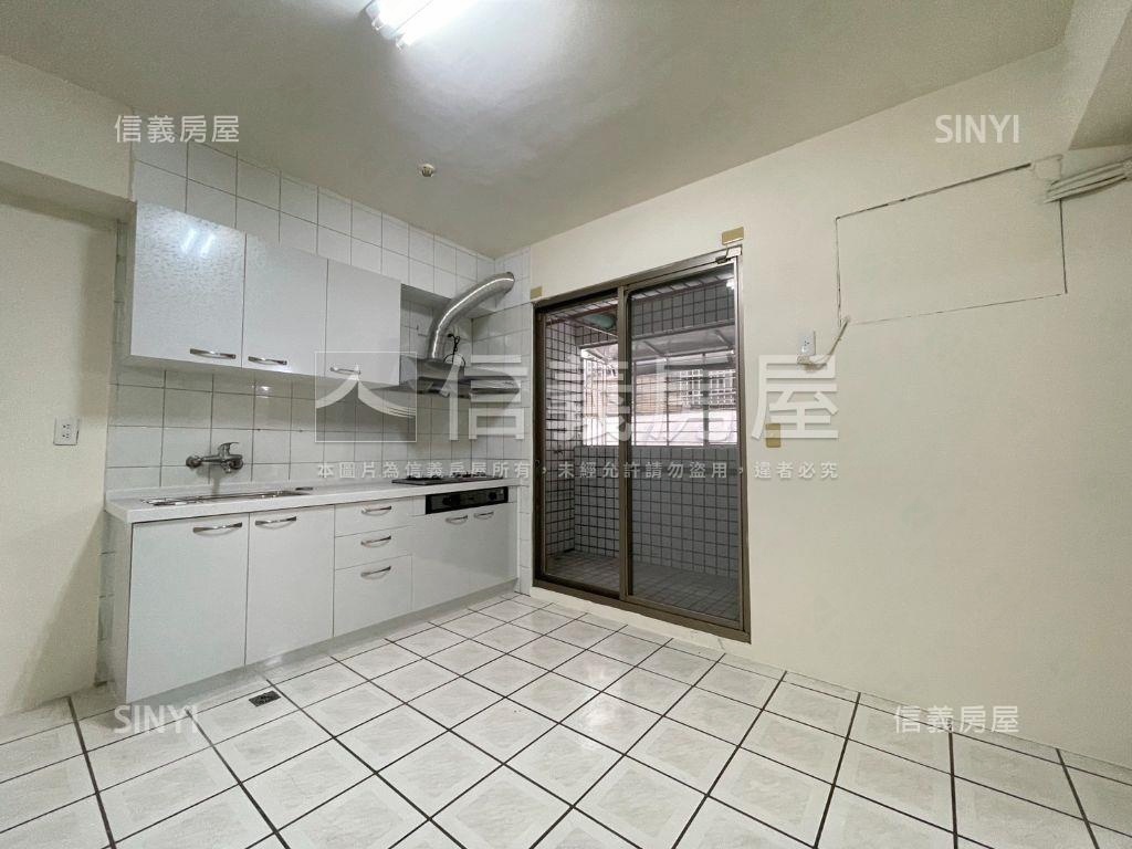 五期采邑低總價兩房美廈房屋室內格局與周邊環境