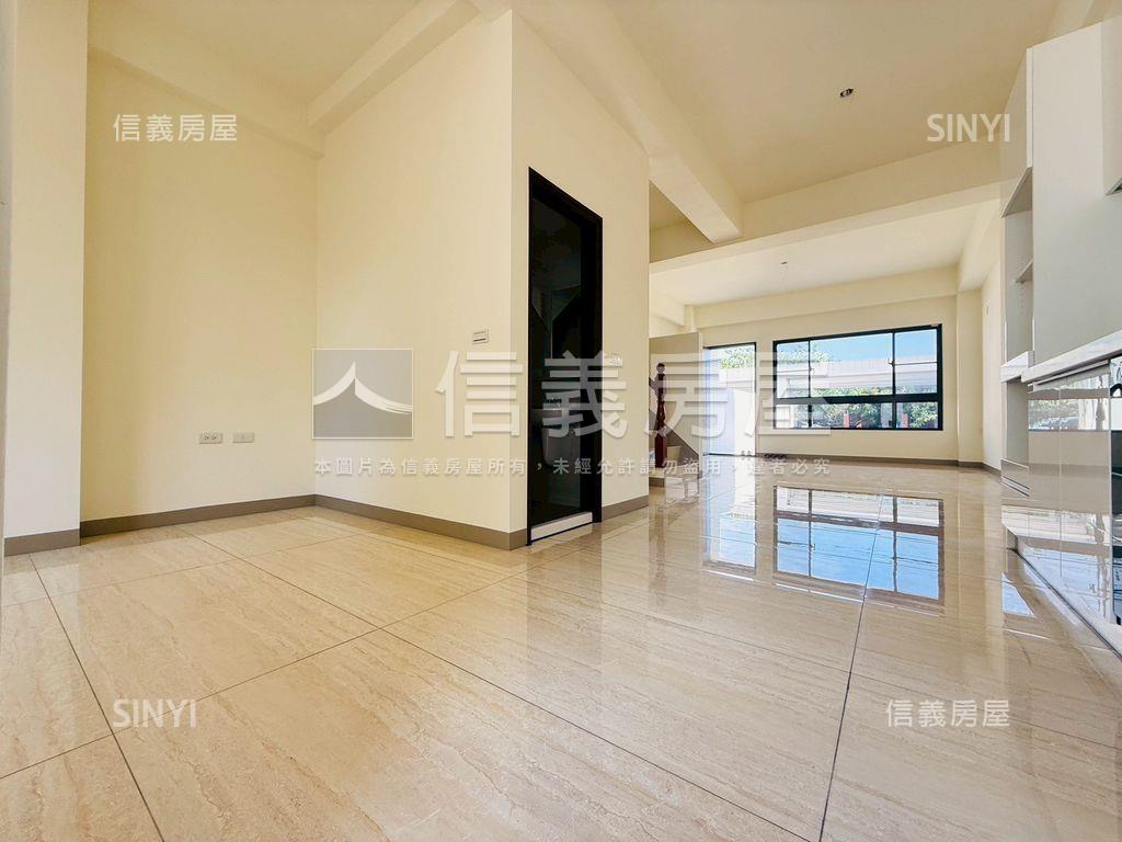 佳里全新質感獨院車墅Ａ３房屋室內格局與周邊環境