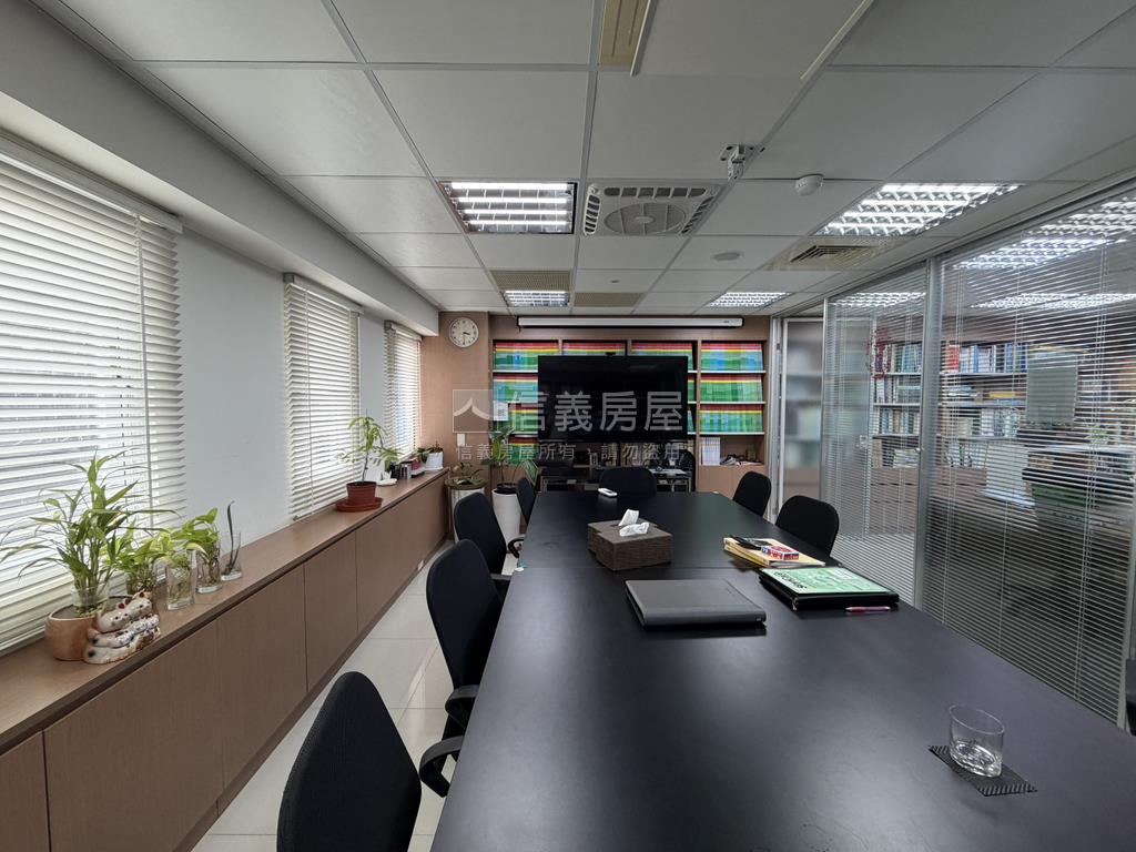 專任松江捷運惠祥大樓房屋室內格局與周邊環境