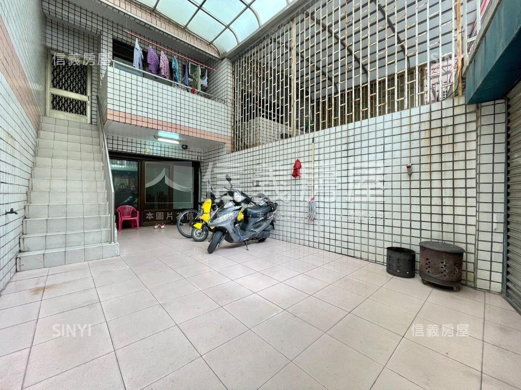 桂林商圈大地坪車庫透天房屋室內格局與周邊環境