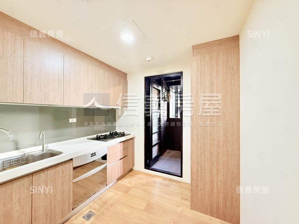 央北御中央３陽光三房美屋房屋室內格局與周邊環境