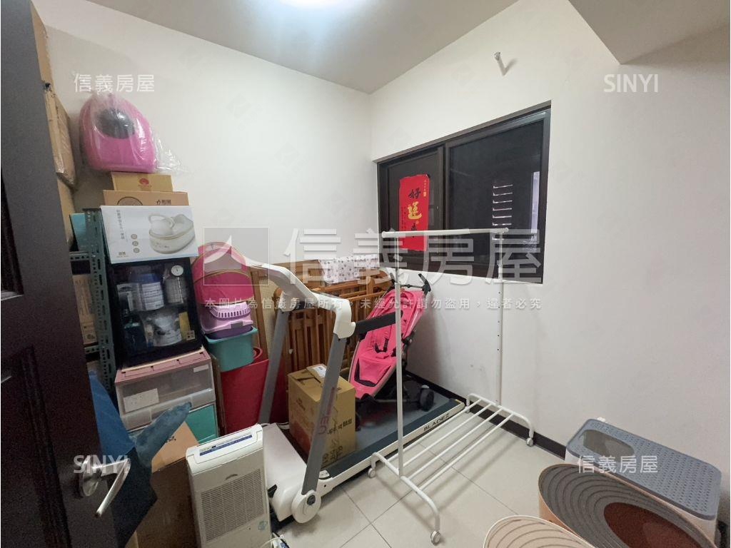 楊梅喆園２房車位房屋室內格局與周邊環境