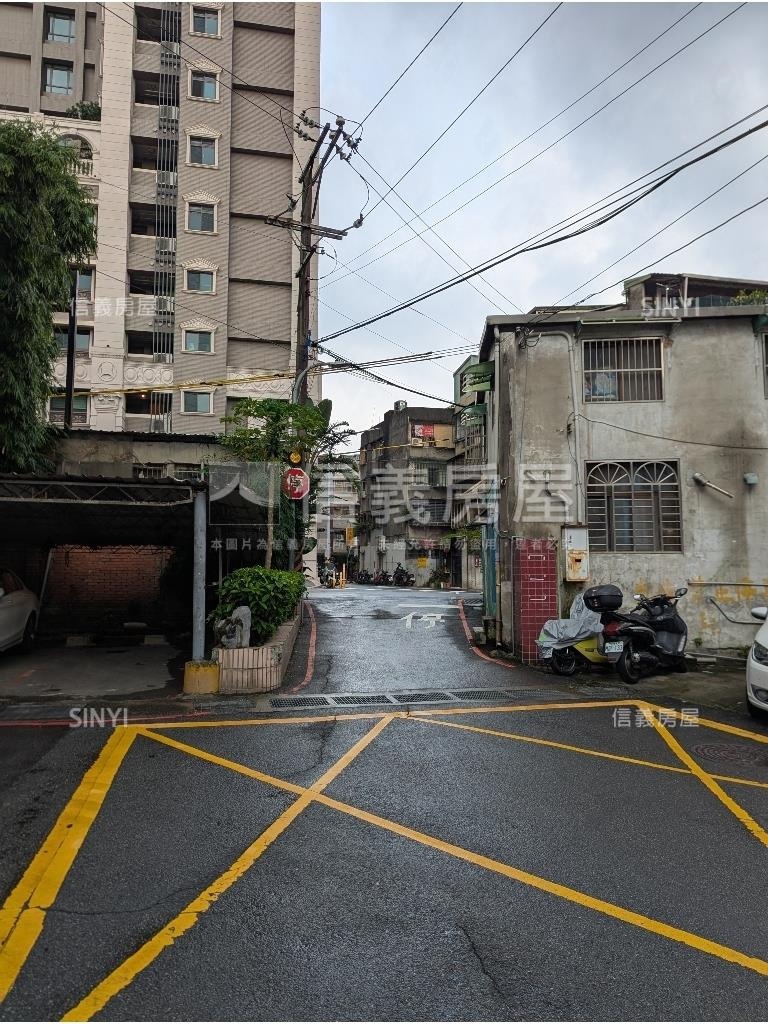 【專任】秀朗美三樓房屋室內格局與周邊環境