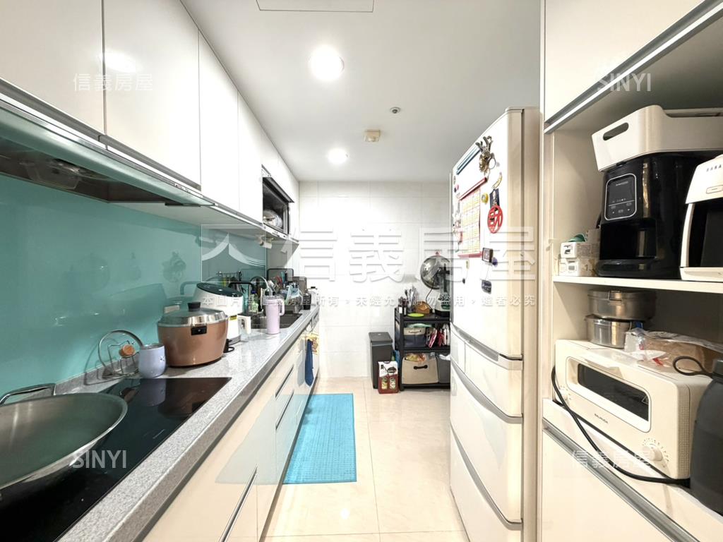 元利三房美屋＋車位房屋室內格局與周邊環境