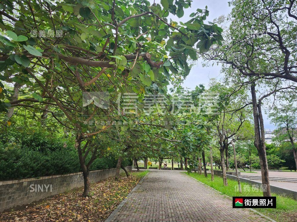 就是它國泰ＵＮｉＰＡＲＫ房屋室內格局與周邊環境
