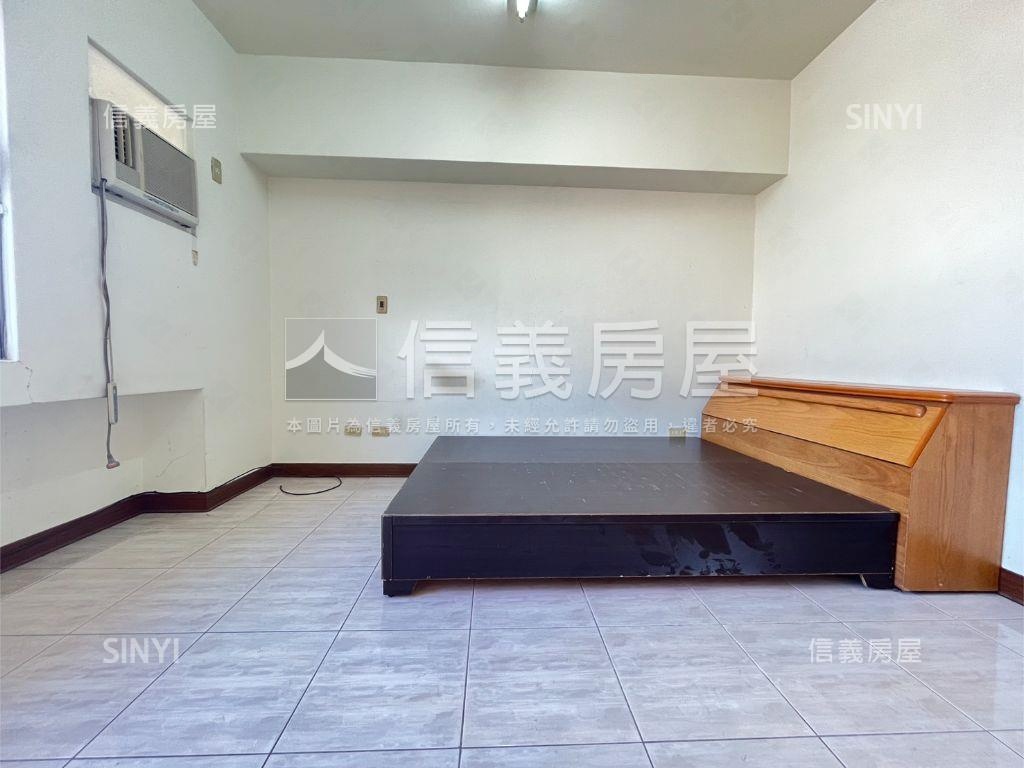 近彰師大三房有電梯超級讚房屋室內格局與周邊環境