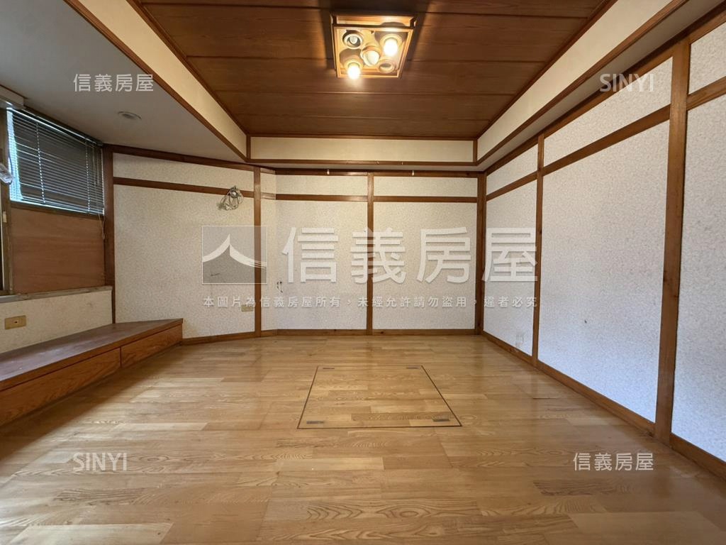 天母邊間大三樓房屋室內格局與周邊環境