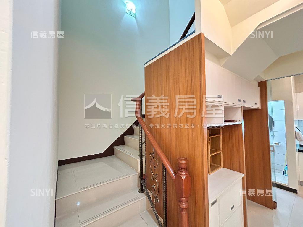 稀有釋出中興商圈震後別墅房屋室內格局與周邊環境