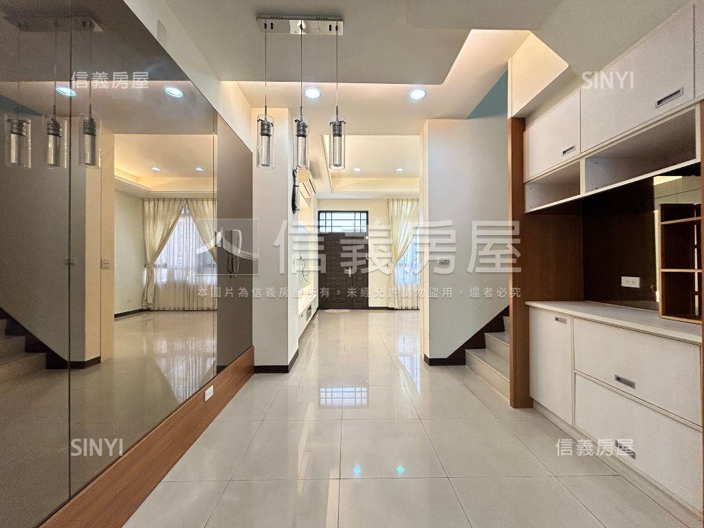 稀有釋出中興商圈震後別墅房屋室內格局與周邊環境