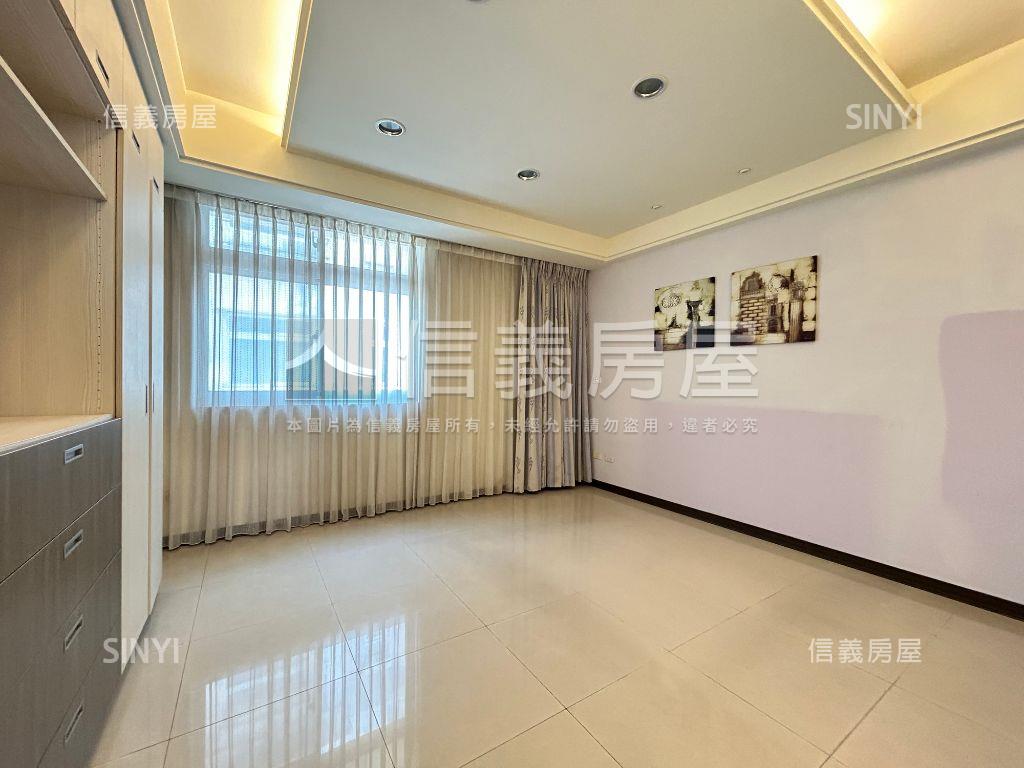 稀有釋出中興商圈震後別墅房屋室內格局與周邊環境