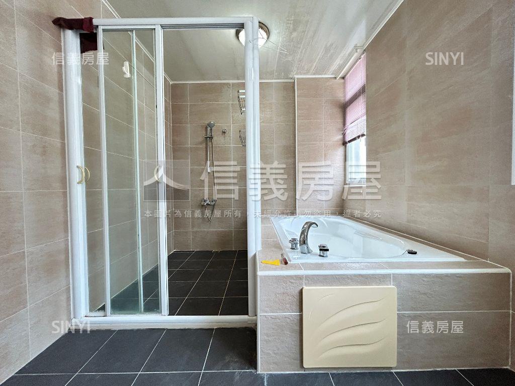 稀有釋出中興商圈震後別墅房屋室內格局與周邊環境