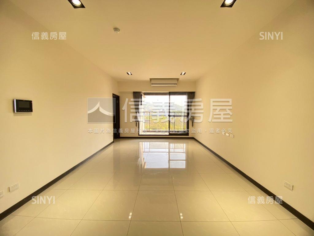 稀有朝東山景四房平車位房屋室內格局與周邊環境