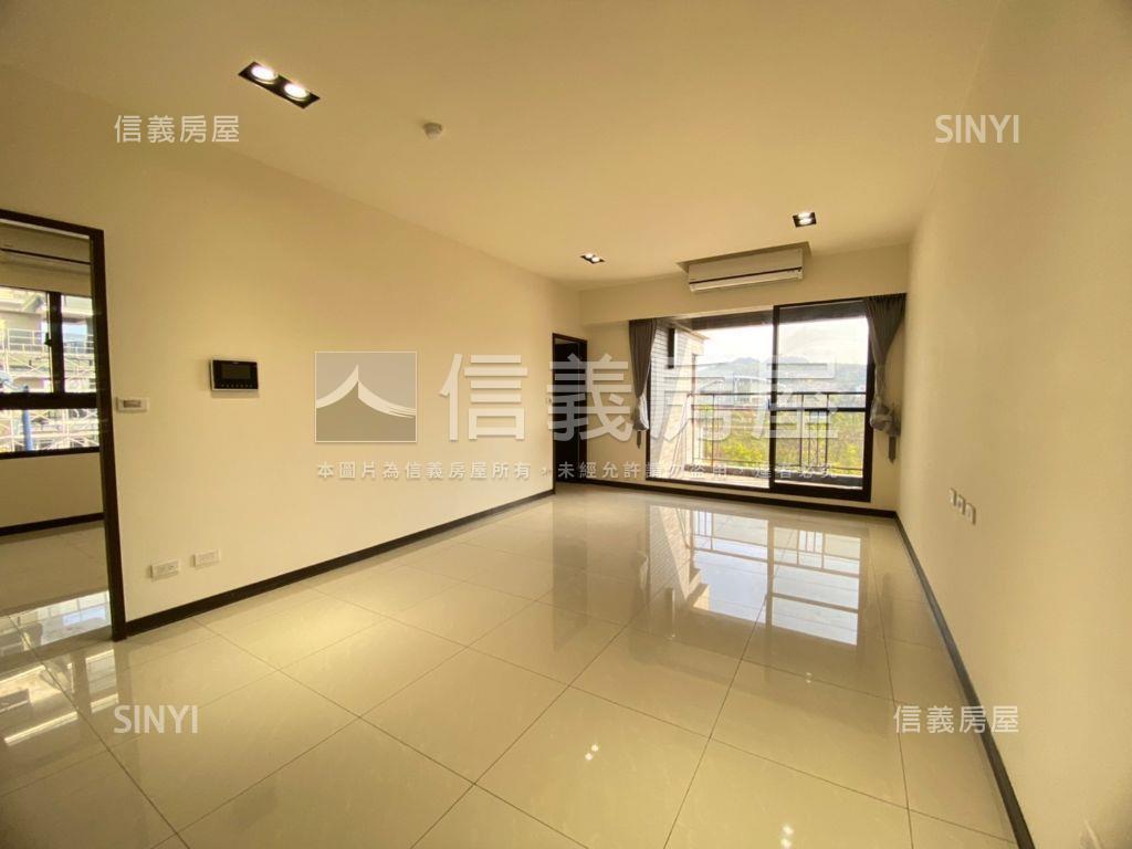 稀有朝東山景四房平車位房屋室內格局與周邊環境