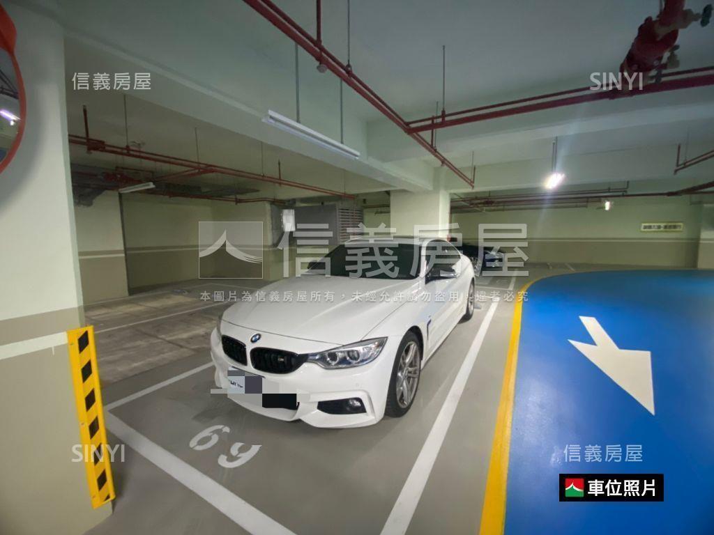 稀有朝東山景四房平車位房屋室內格局與周邊環境