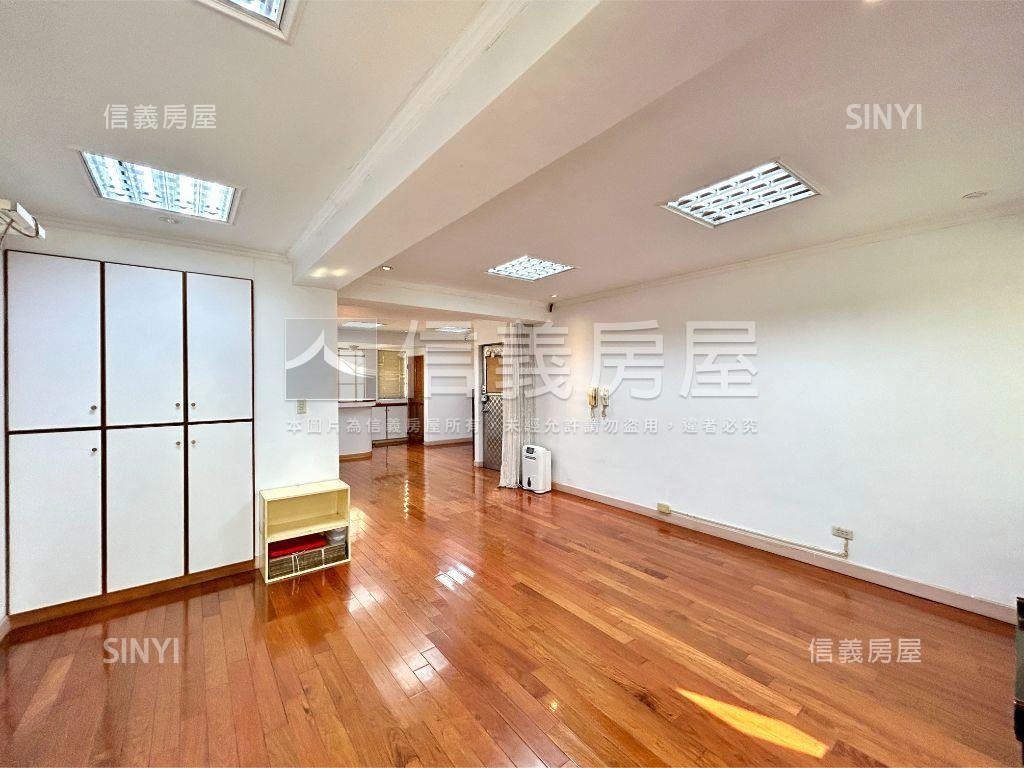 近科技大樓◆稀有釋出華廈房屋室內格局與周邊環境