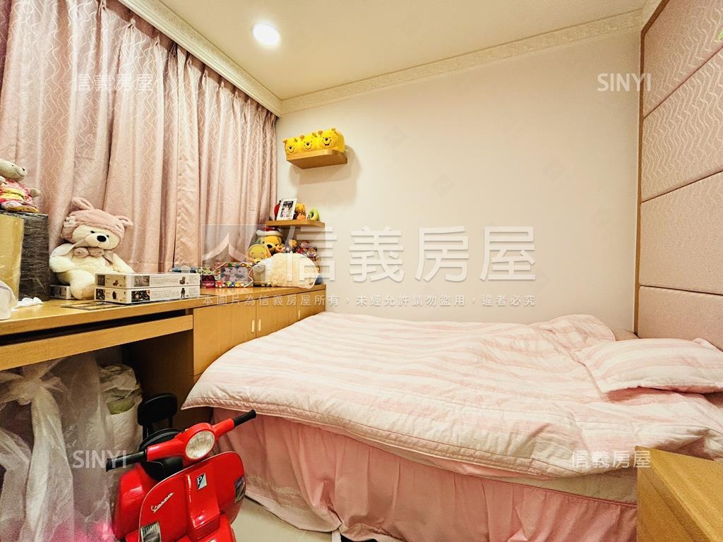 水花園精緻三房車位房屋室內格局與周邊環境