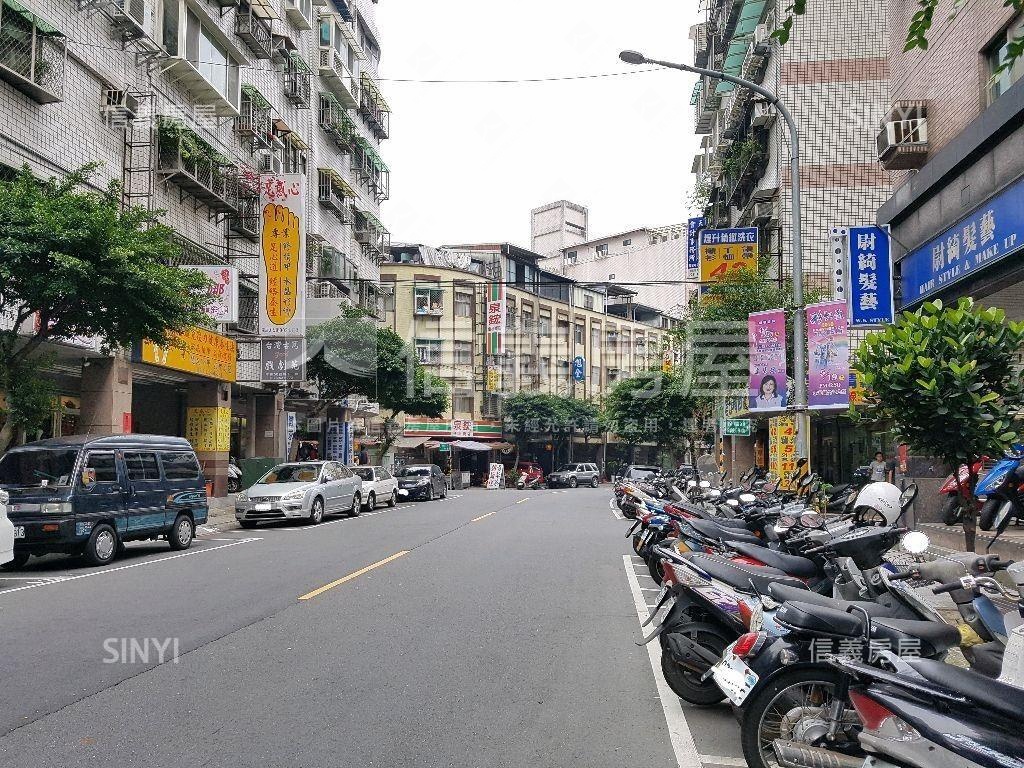 頂溪捷運三角店面房屋室內格局與周邊環境