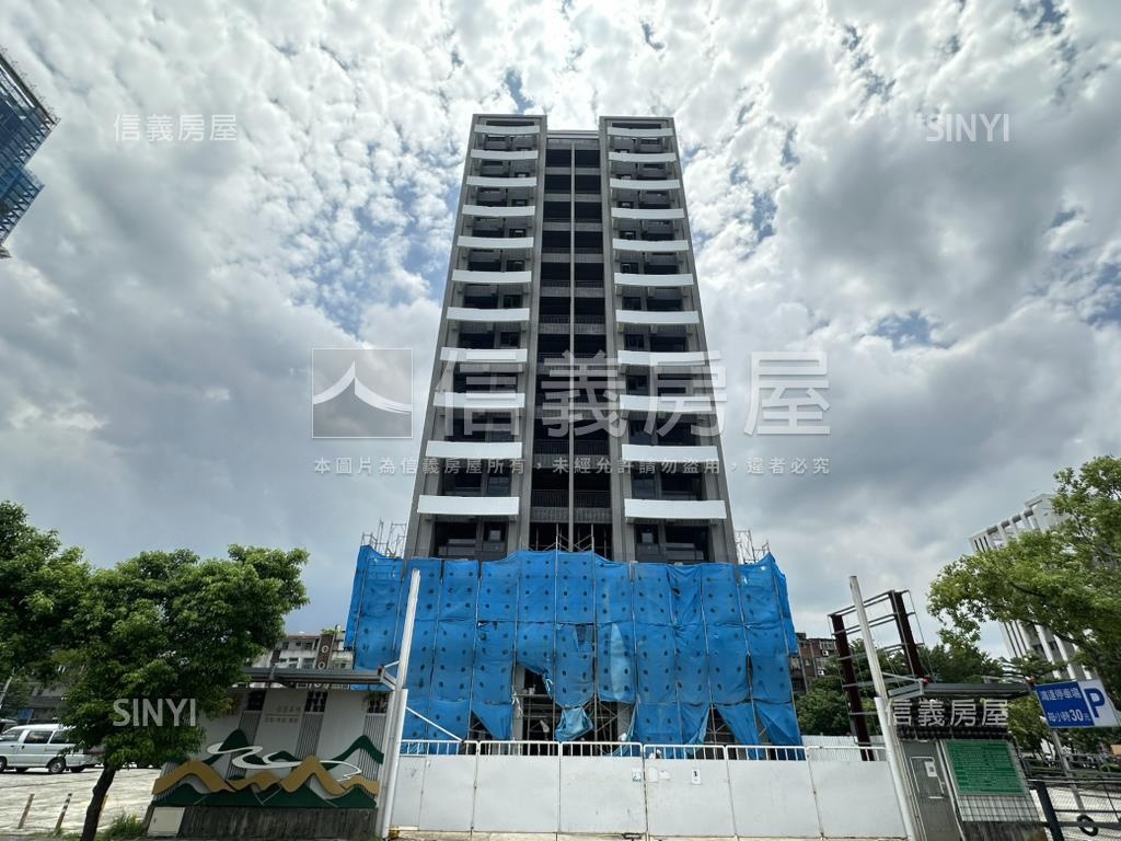 立信御景３房車位房屋室內格局與周邊環境