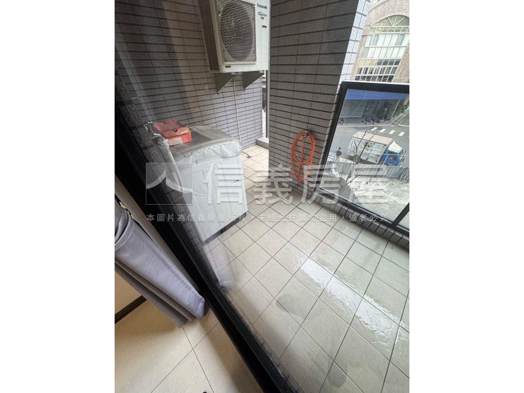 專任孩子王２平車小資房房屋室內格局與周邊環境