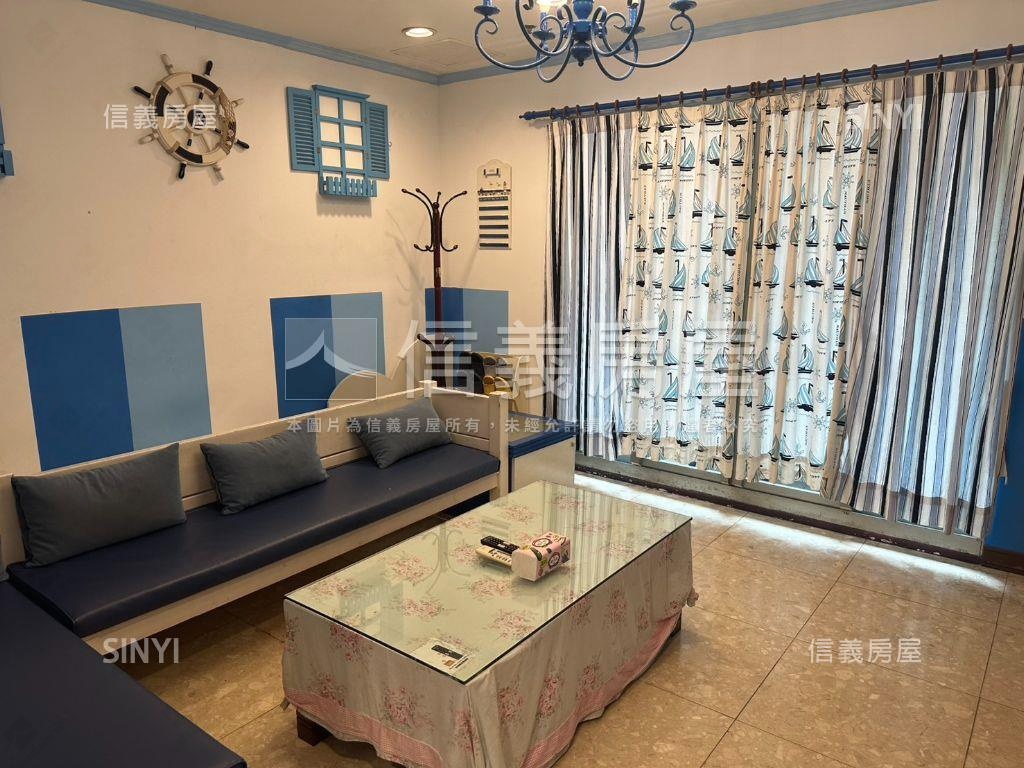 摩天高雄高樓兩房房屋室內格局與周邊環境