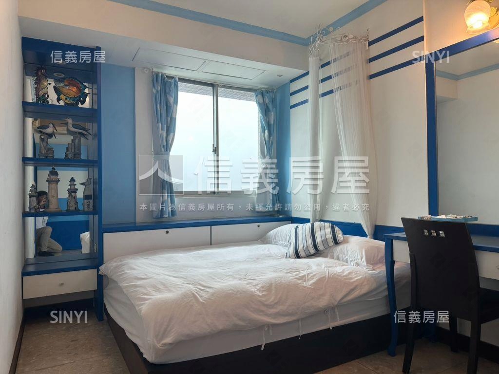 摩天高雄高樓兩房房屋室內格局與周邊環境