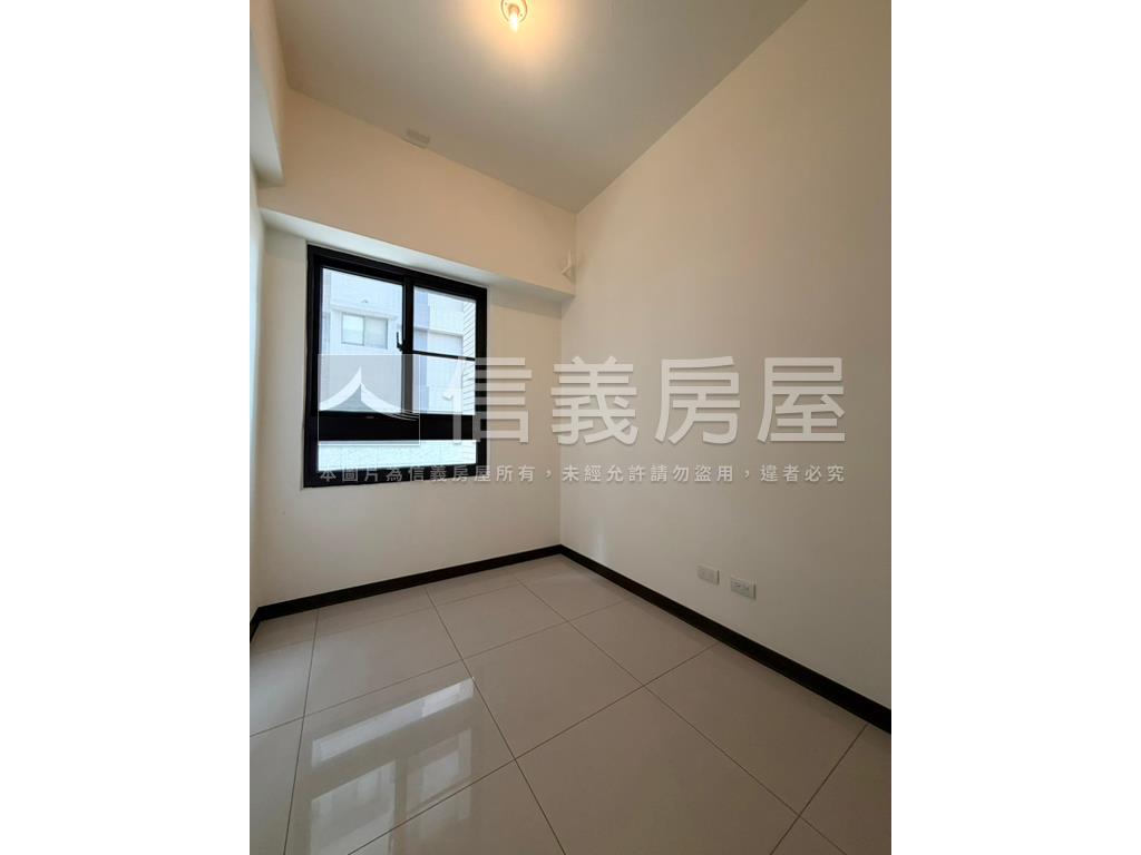 清水三房平面車位房屋室內格局與周邊環境