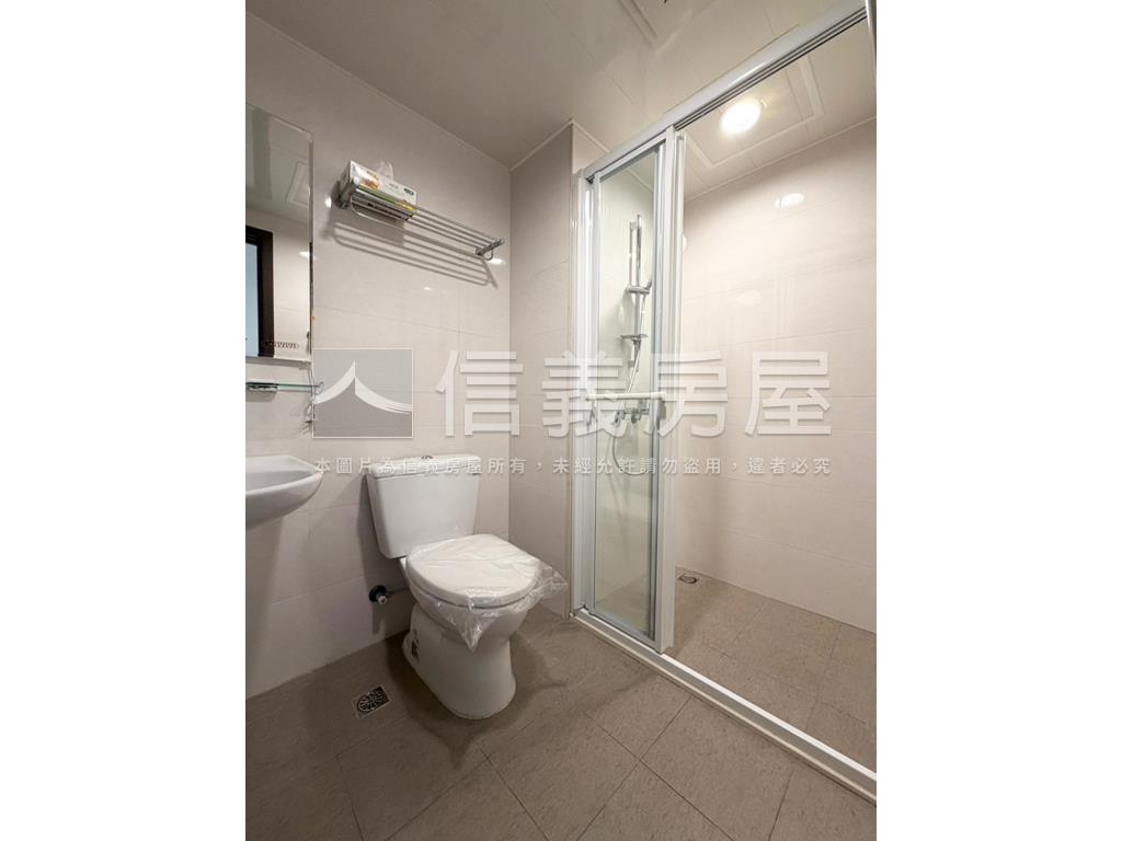 清水三房平面車位房屋室內格局與周邊環境