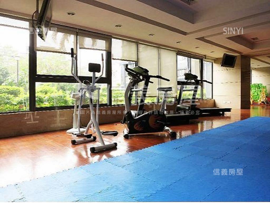 近中山醫高樓三房附車位房屋室內格局與周邊環境