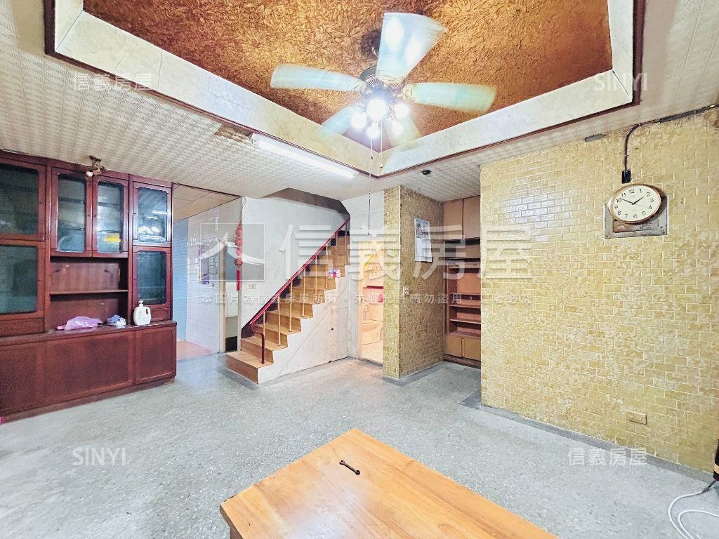 大竹中心商圈透天房屋室內格局與周邊環境