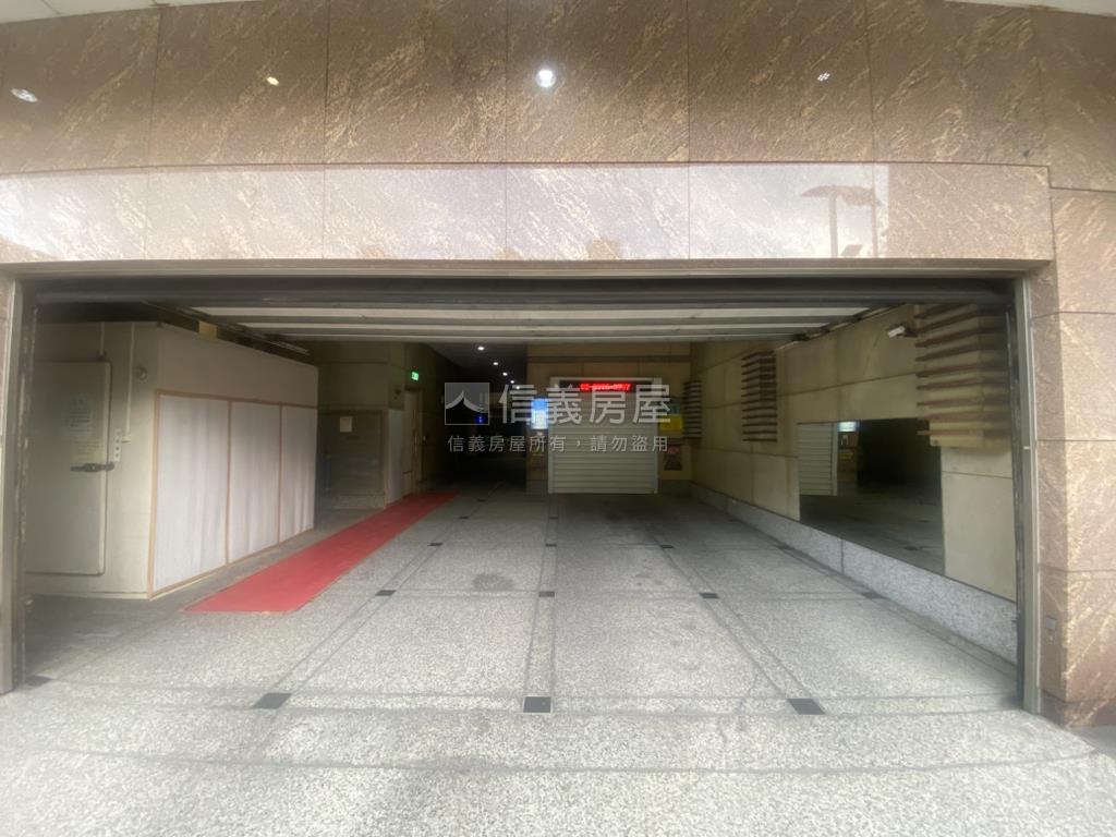 昇陽機械車位房屋室內格局與周邊環境