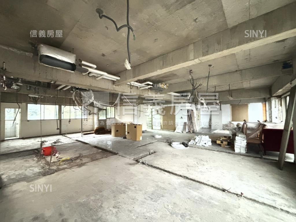 山水宮廷景觀美屋雙車位房屋室內格局與周邊環境