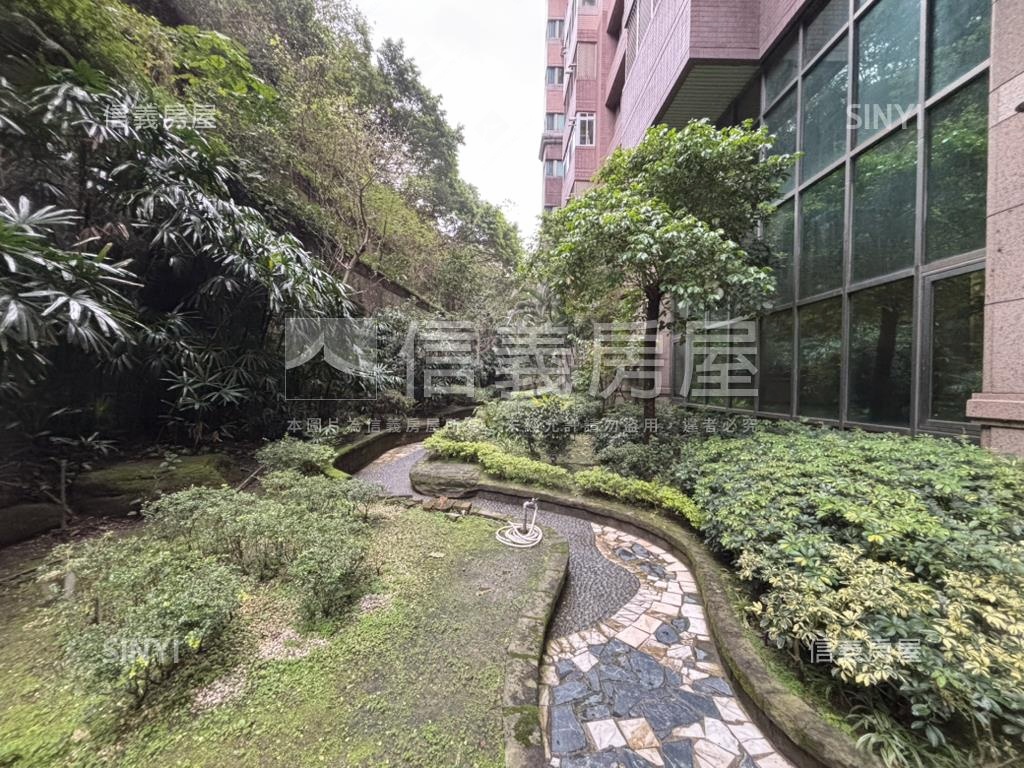 山水宮廷景觀美屋雙車位房屋室內格局與周邊環境