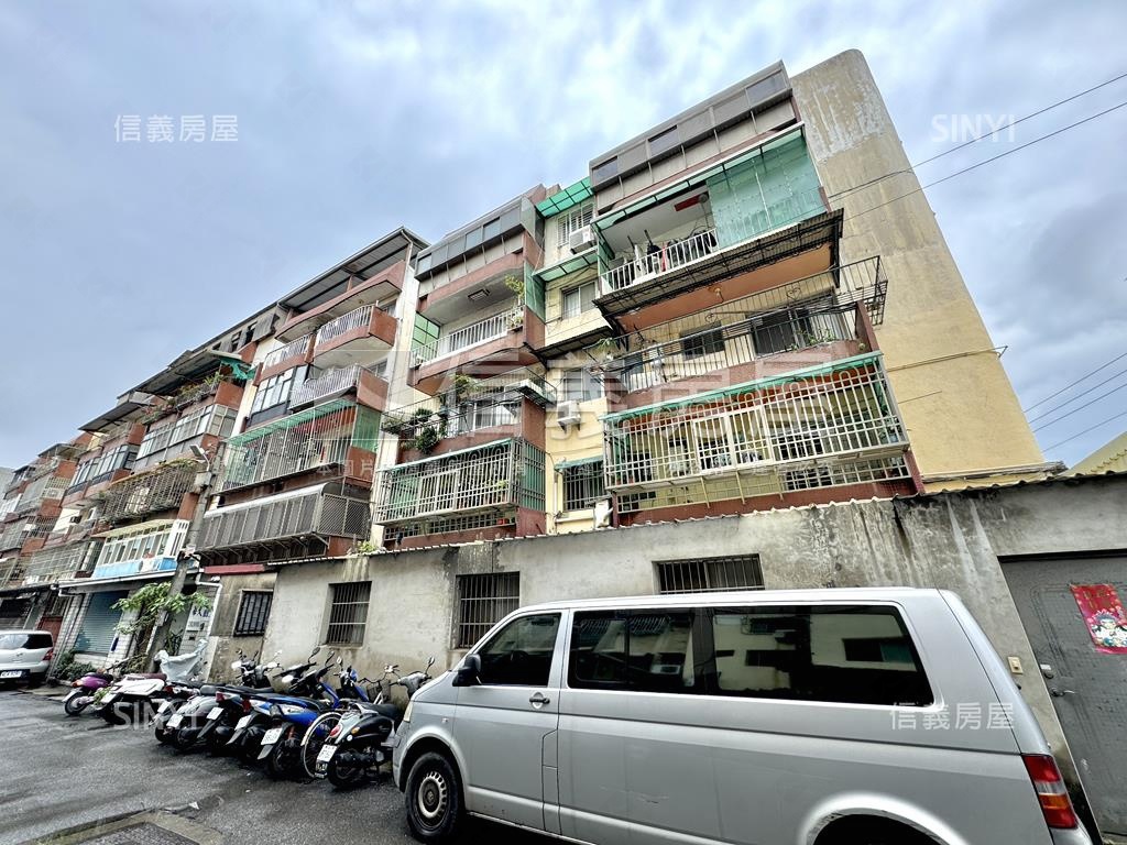 文雅邊間大四房有管理員房屋室內格局與周邊環境