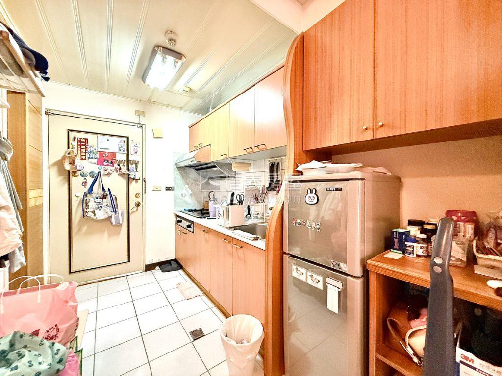 大俊國溫馨套房房屋室內格局與周邊環境