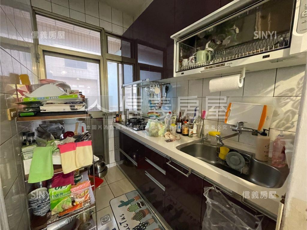 財源廣進三民果菜市場住店房屋室內格局與周邊環境