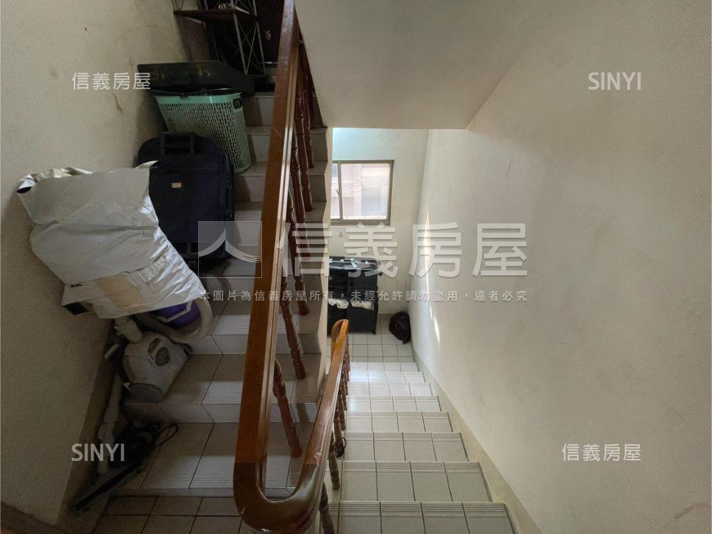 財源廣進三民果菜市場住店房屋室內格局與周邊環境