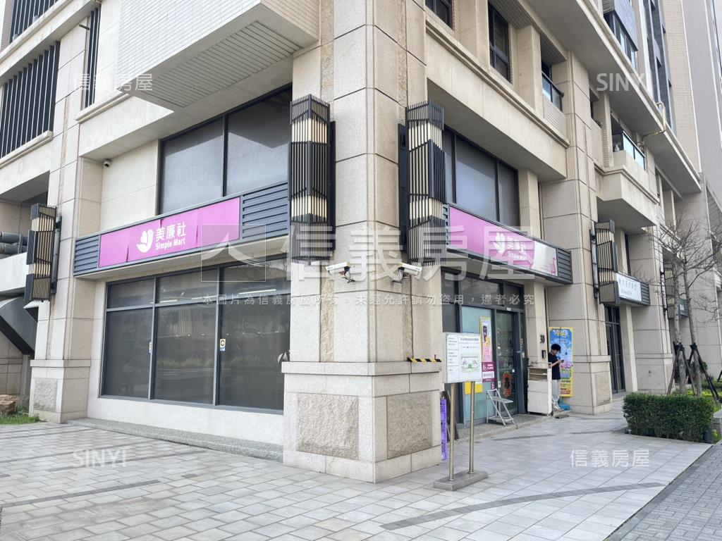 興希望角間黃金店面房屋室內格局與周邊環境