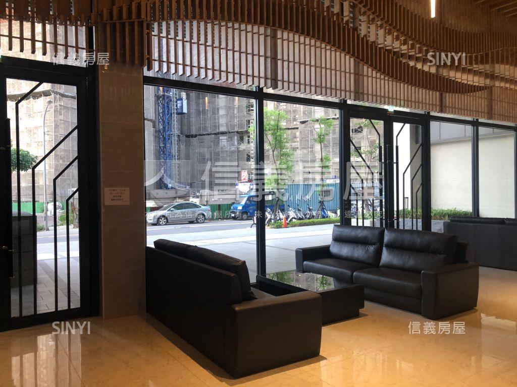 興希望角間黃金店面房屋室內格局與周邊環境