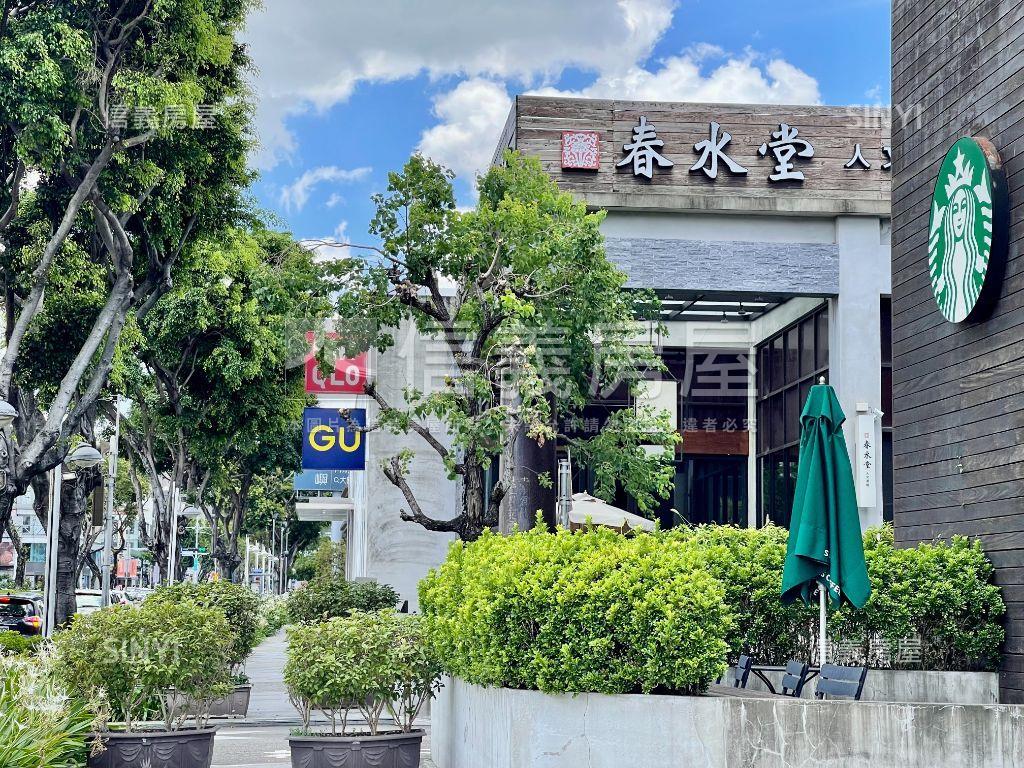 １１期光之建築３房雙平車房屋室內格局與周邊環境