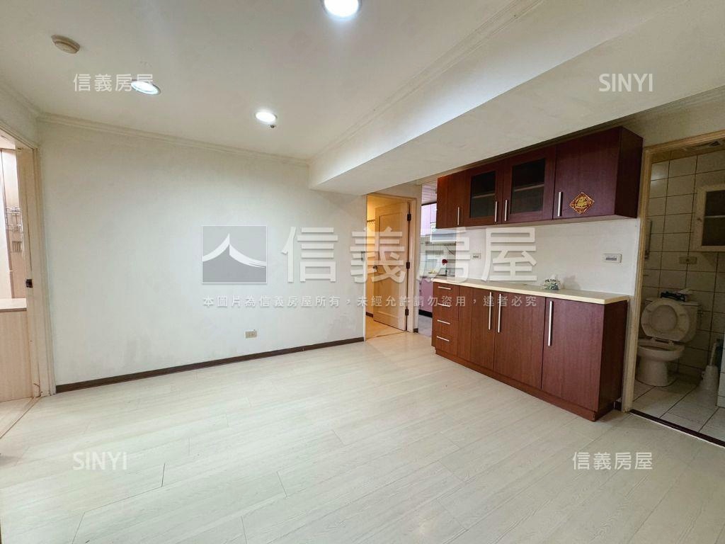 高樓江山萬里美麗大三房房屋室內格局與周邊環境